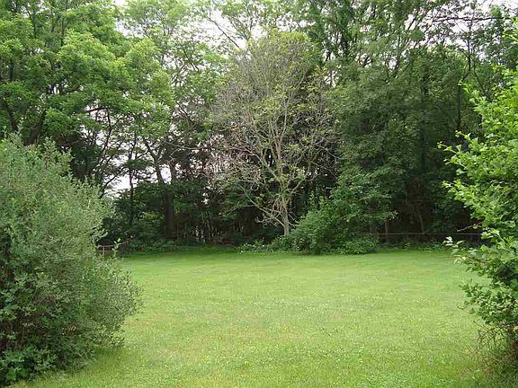 4th image of 26170 Hilly Ln