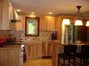 4 bed, 2150 sqft, $2,950 — Photo 3