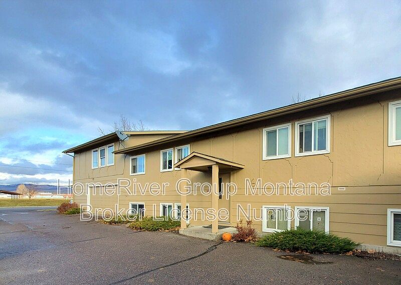 1st image of 909 Pattee Creek Dr #B