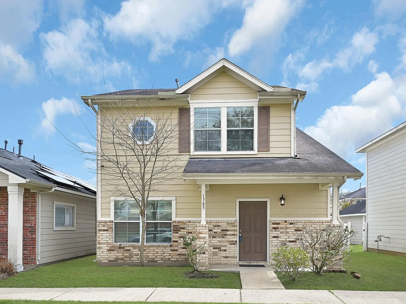 3 bed, 2.5 bath, 1336 sqft, $1,850 — Photo 2