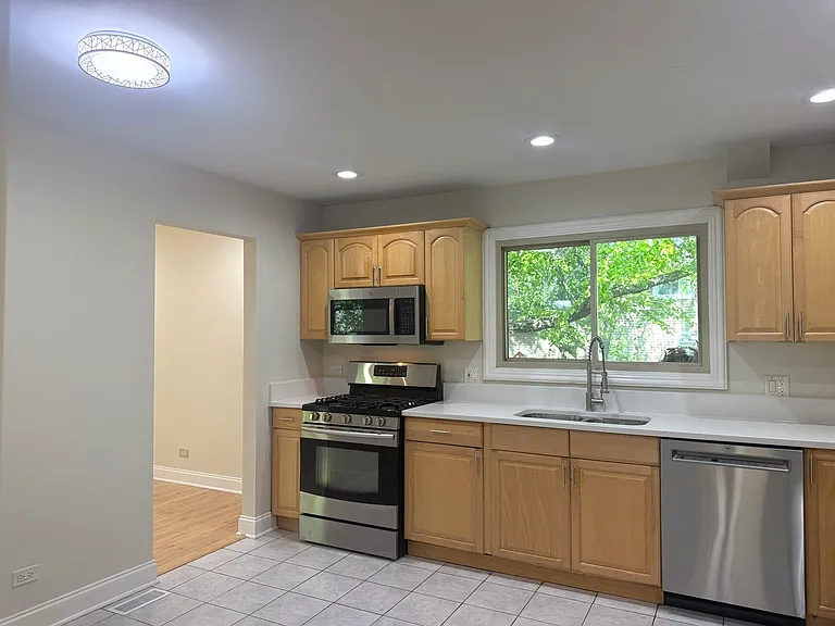 425 Carriage Hill Rd — Photo 17