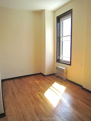 Rented by City Connections Realty | media 28