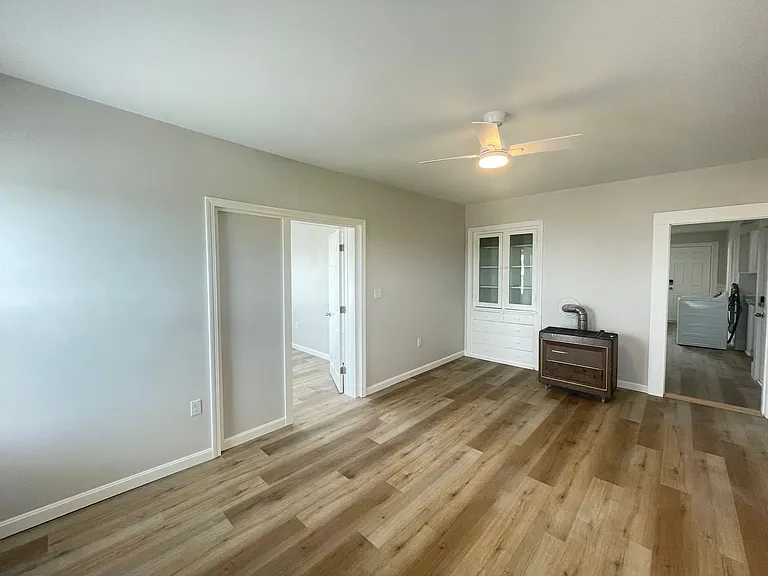 551 Somerville St #3 — Photo 15