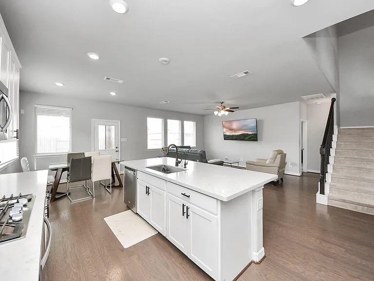 183 Solana Point Dr — Photo 7