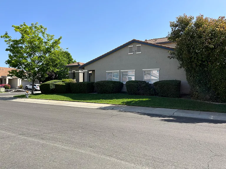 1946 Jim Casebolt Way — Photo 7