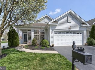 677 Thoreau Dr, Mount Joy, PA 17552