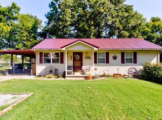 159 Phillip Ave, Campbellsburg, KY 40011