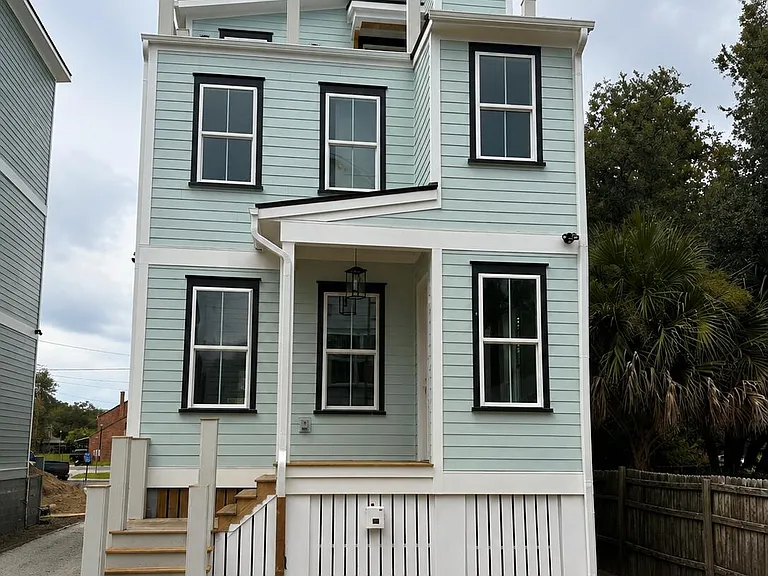 42 Cooper St #C — Photo 1