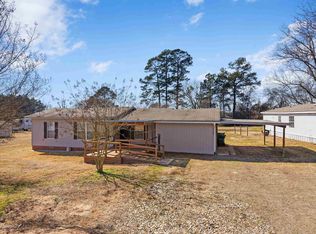 318 Daingerfield St, Naples, TX 75568