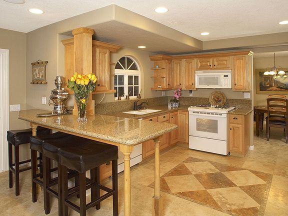 4th image of 28846 Shadyview Dr