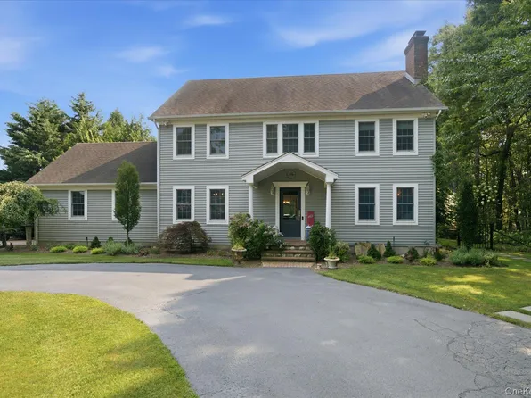 147B Old Country Road, Remsenburg, NY 11960