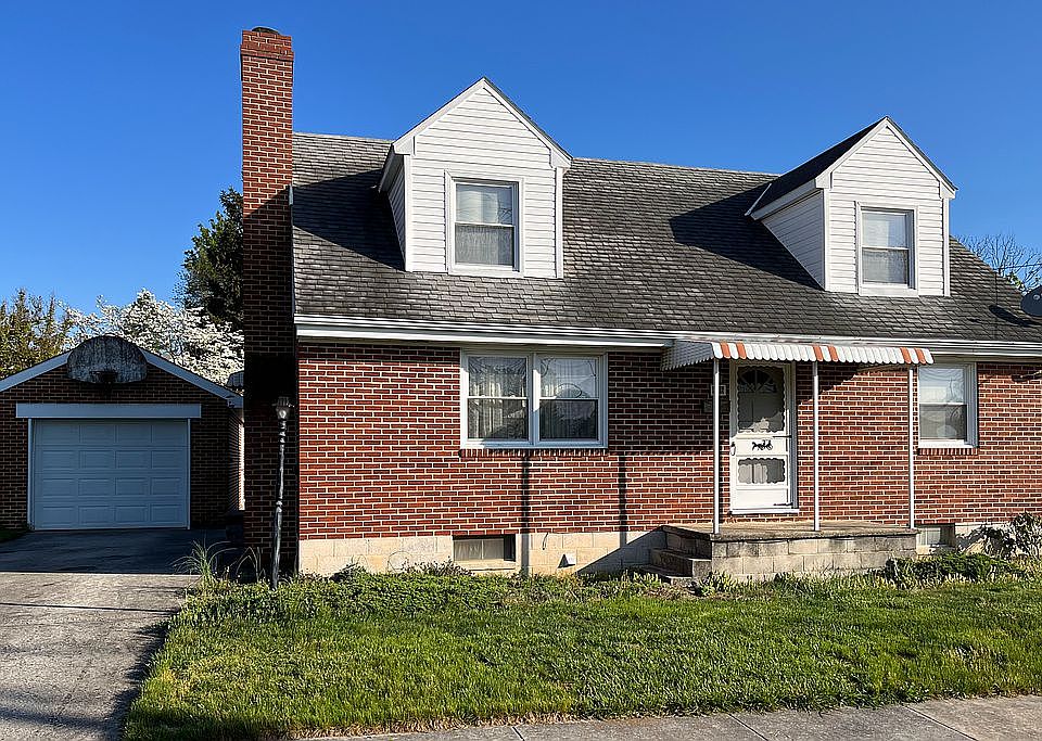 1st image of 406 Lumber St