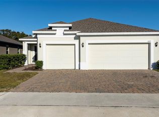 669 Jupiter Beach Rd, Groveland, FL 34736