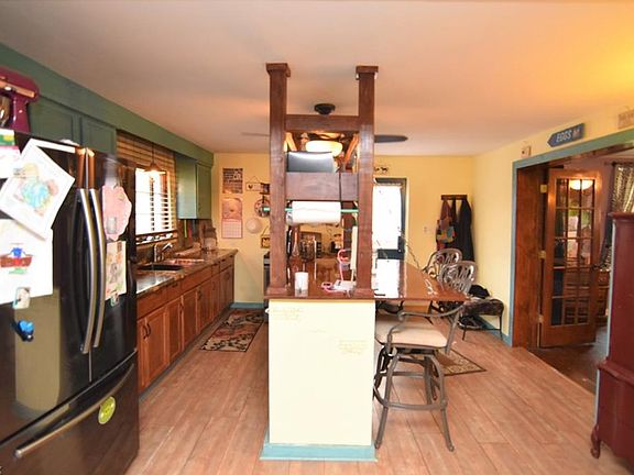 5th image of 50 Bouquet Ave