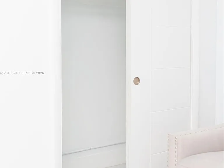 5445 Collins Ave #908 — Photo 13