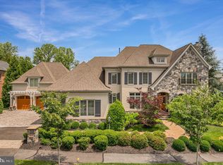 9628 Maymont Dr, Vienna, VA 22182