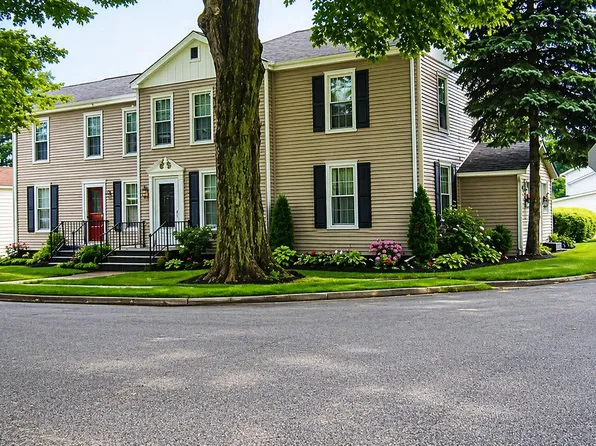 528-530 Cherry St #1, Waterford, PA 16441