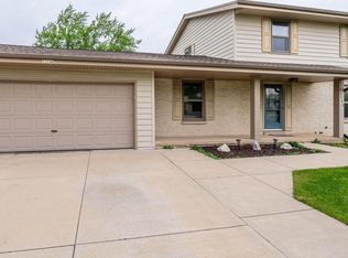12740 W Eden TRAIL, New Berlin, WI 53151