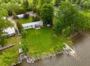 279 Hunter Rd N, Alburgh, VT 05440