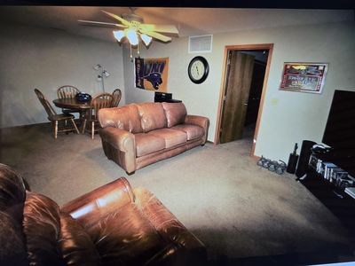 102 N Franklin St APT 3, Manchester, IA, 52057