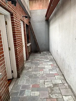 Rented by Evergreen Realty & Investments | media 18