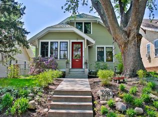 1092 Hawthorne Ave E, Saint Paul, MN 55106