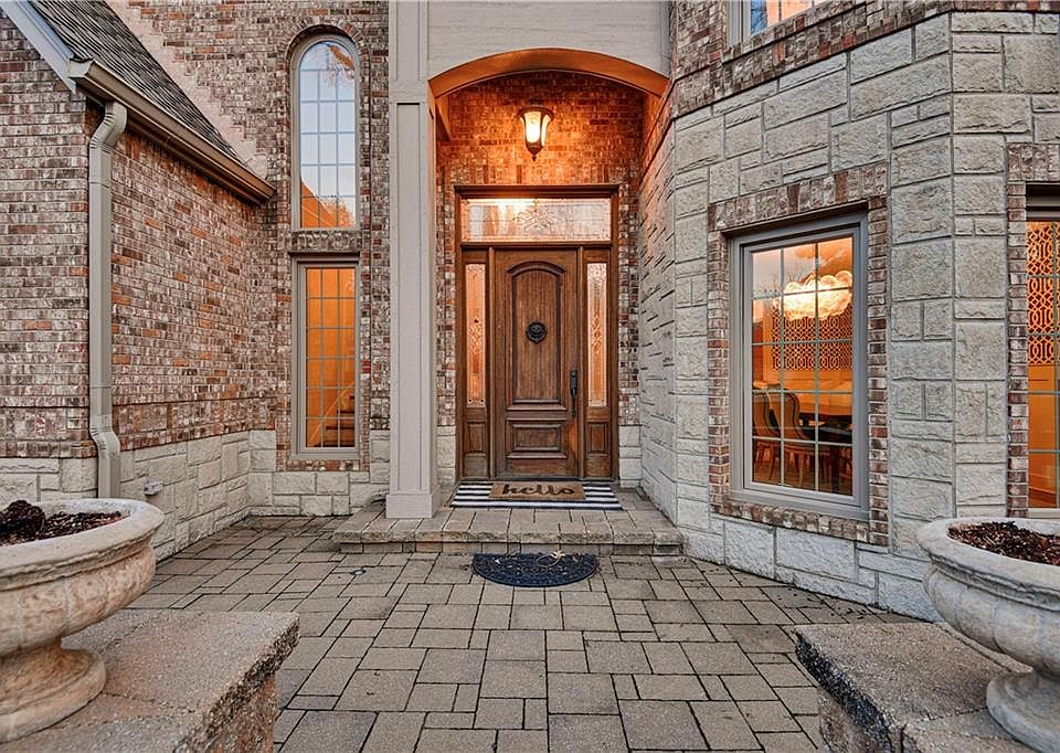 4319 N Mulberry Dr, Kansas City, MO 64116 | Zillow