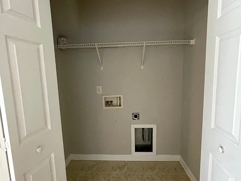 Washer/Dryer space