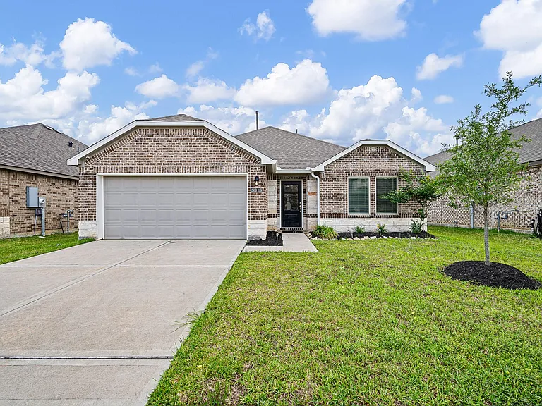 5315 Latigo Ct — Photo 1