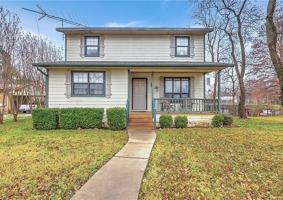 1st image of 4503 E Kenwood Ct