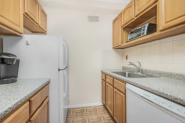 2400 Johnson Avenue #6B in Spuyten Duyvil, Bronx | StreetEasy