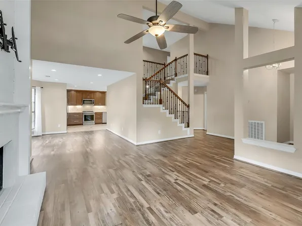 12518 Dolgo Dr, Cypress, TX 77429