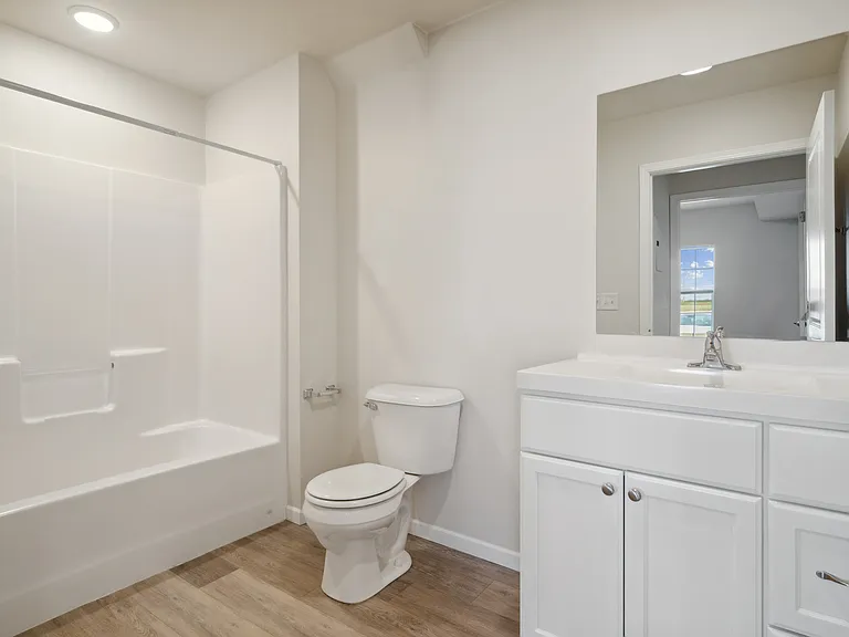 Stonegate Village Apartments — Photo 15