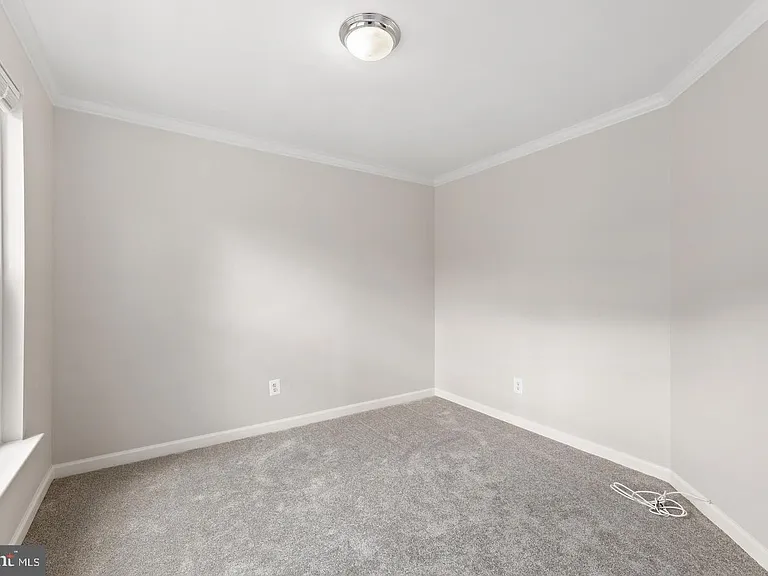 13700 Barksdale Dr — Photo 40