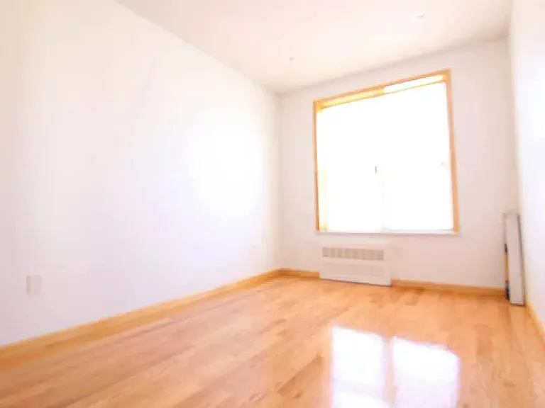1736 Dahill Rd #2 — Photo 8