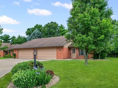1401 Dickens Ct, Monticello, IL, 61856