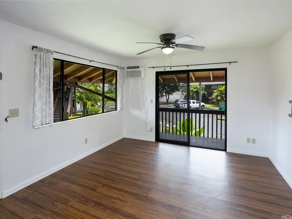 2069 California Ave APT 15F, Wahiawa, HI 96786