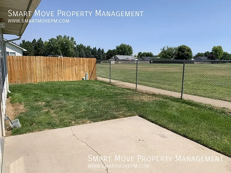 973 E Blue Heron St — Photo 13
