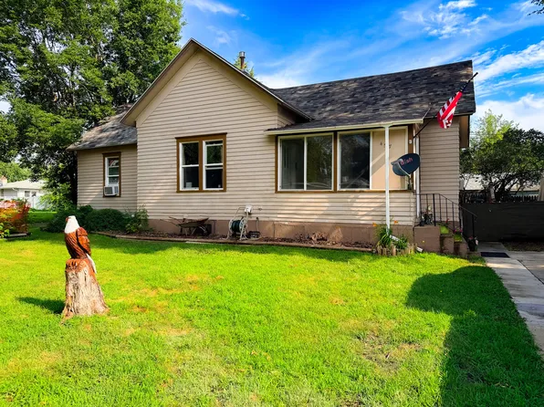 457 10th St SE, Huron, SD 57350