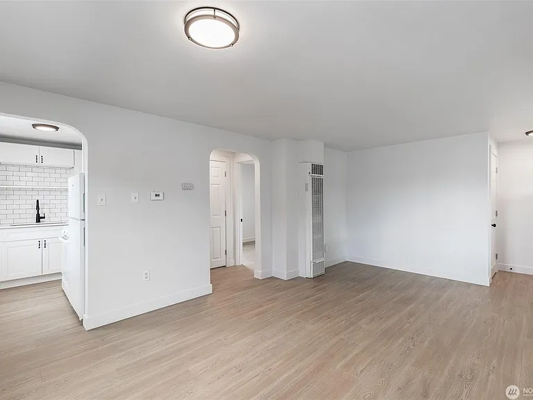 102 D St SW #E — Photo 11