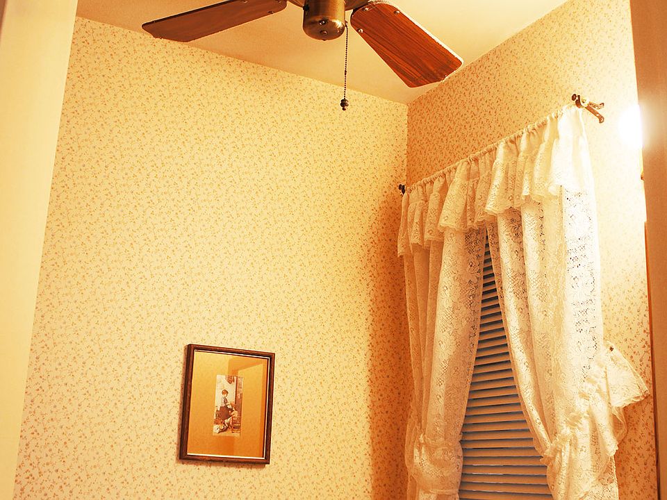 2nd image of 11451 Kearney Way