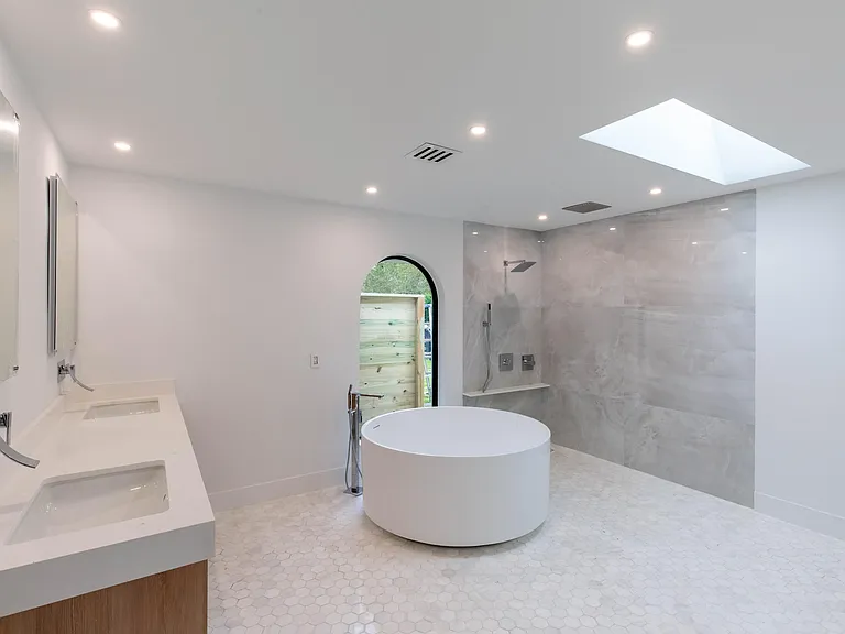2184 Appaloosa Trl — Photo 26