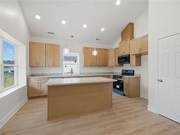 5th image of 1517 Stone Hill Ct