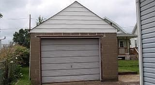 4th image of 4212 16th Ave