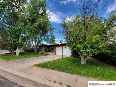 1422 Bridger St, Laramie, WY, 82070
