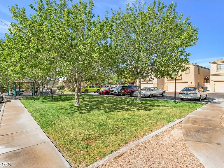 6434 Buttercup Creek St — Photo 22