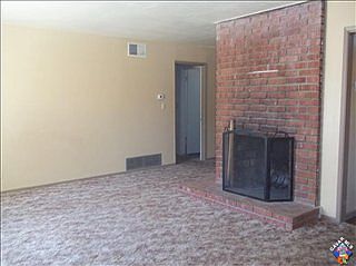 4th image of 836 W Avenue J12