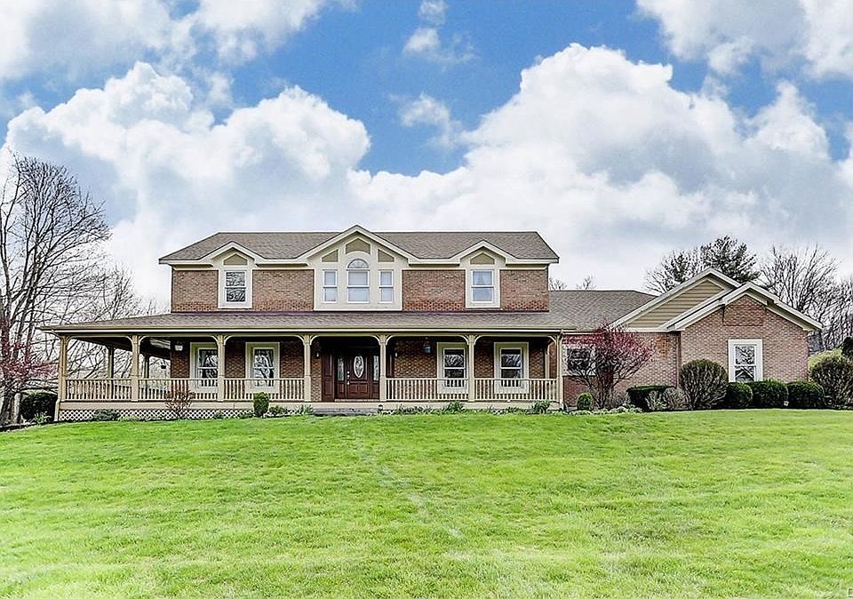 1st image of 400 Lincoln Cir