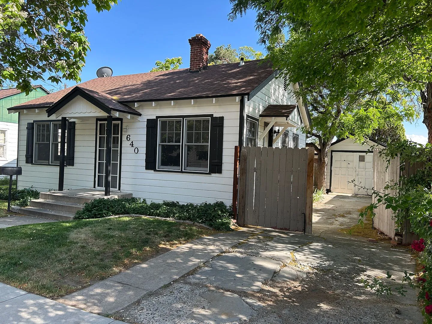 **Midtown - Ready For Move In** 2 Bedroom/1 Bath House — Photo 1