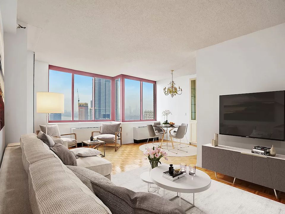 1st image of 4-74 48th Ave #39G
